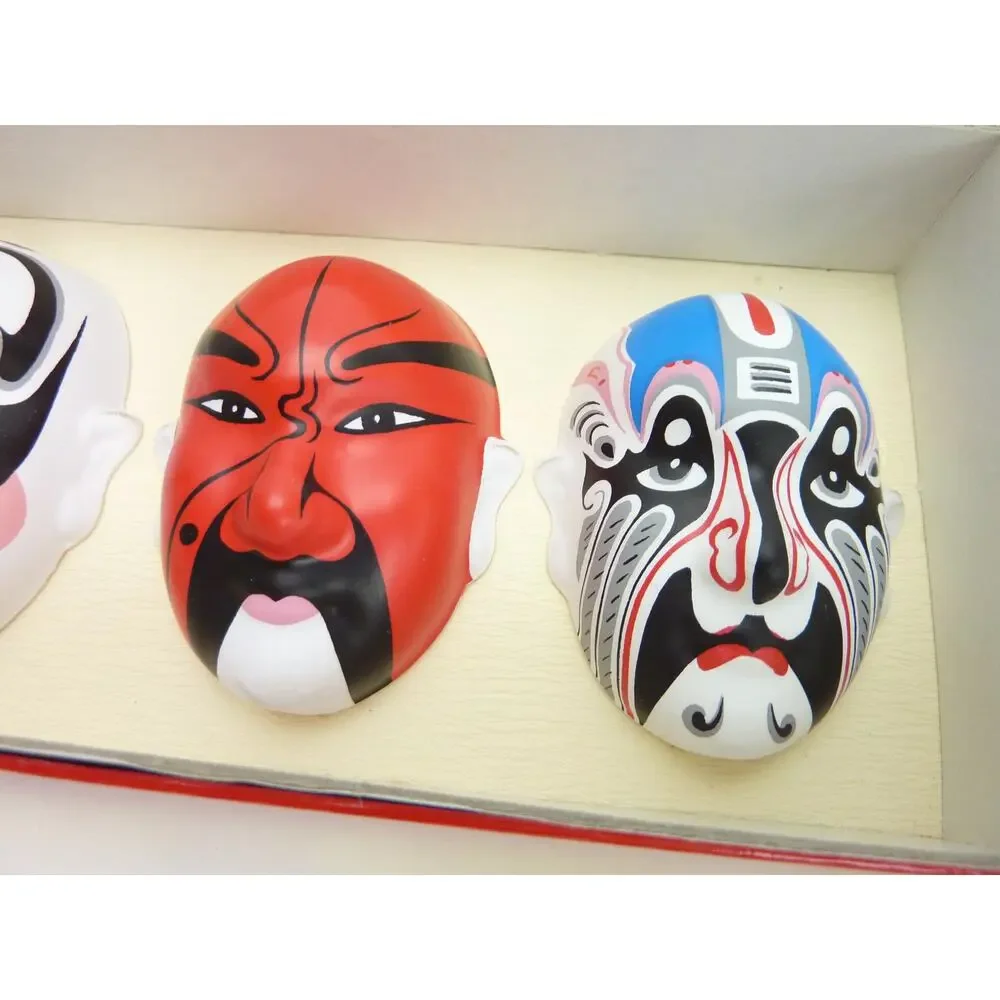 Vintage Chinese Opera Face Painting Miniatures Masks Collectible Decorative Art